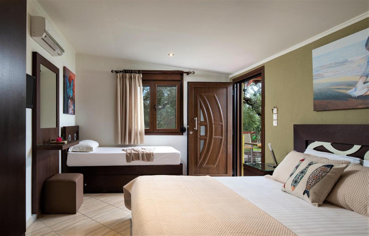 Sunday Resort Gerakini Exterior foto