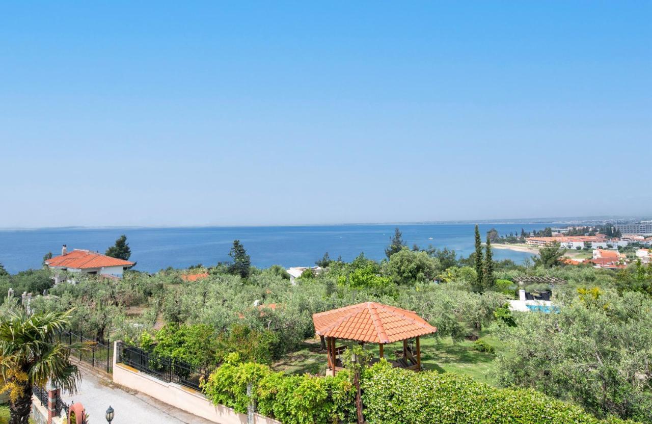 Sunday Resort Gerakini Exterior foto