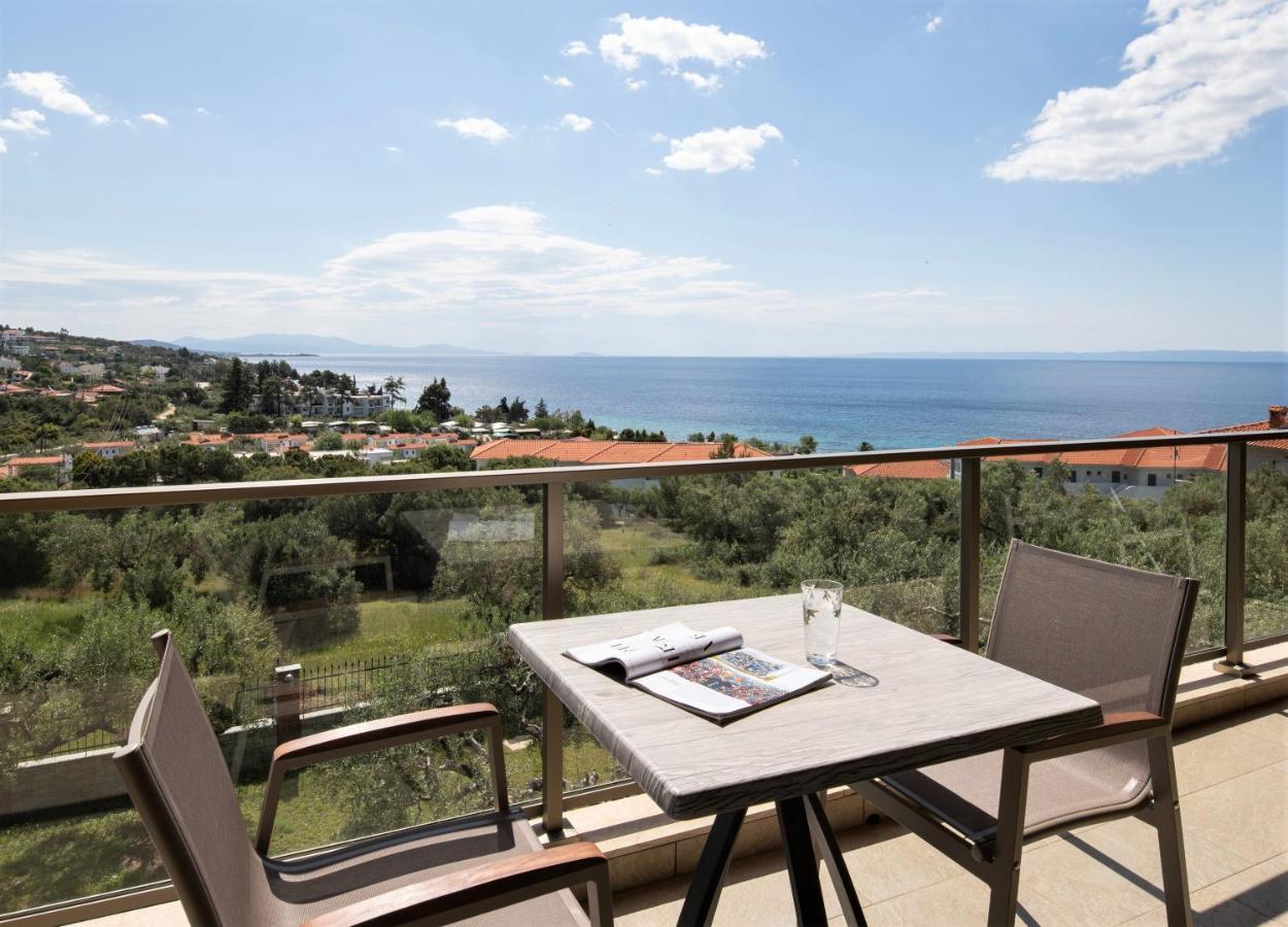 Sunday Resort Gerakini Exterior foto