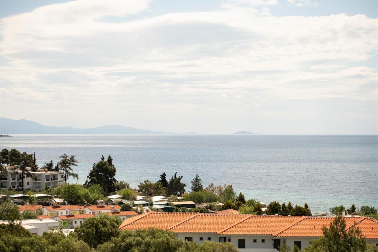 Sunday Resort Gerakini Exterior foto
