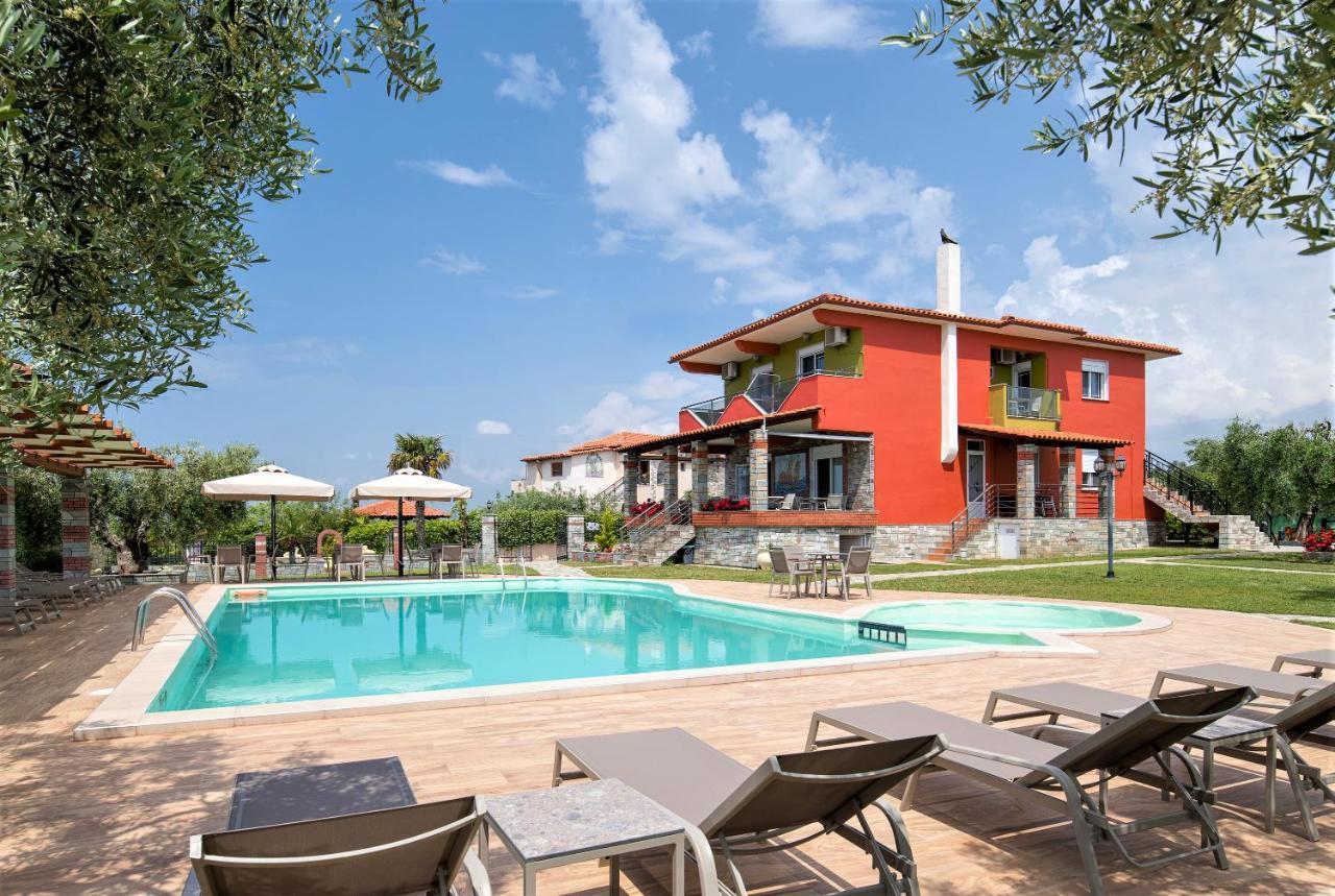 Sunday Resort Gerakini Exterior foto