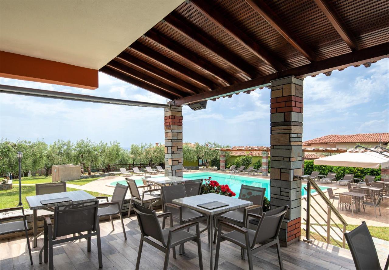 Sunday Resort Gerakini Exterior foto