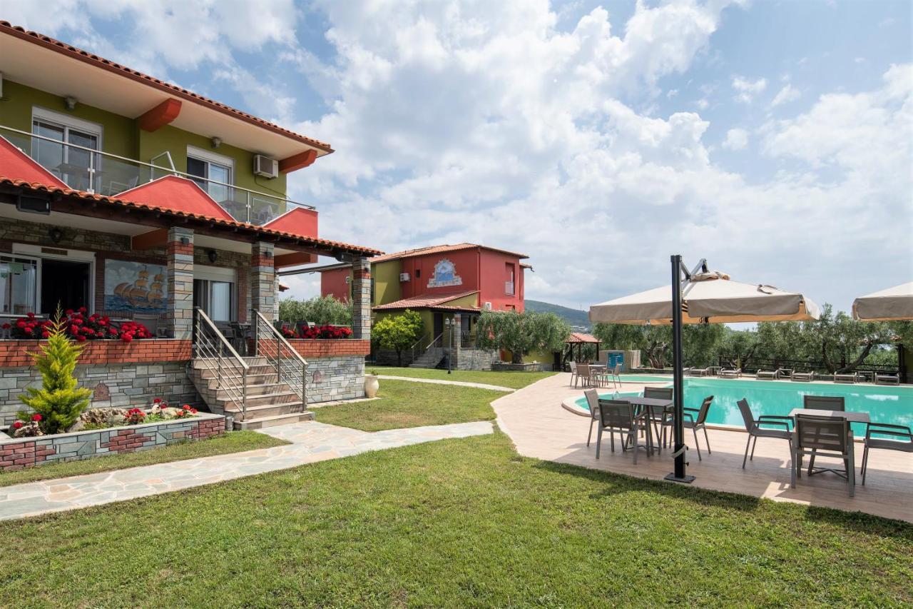 Sunday Resort Gerakini Exterior foto