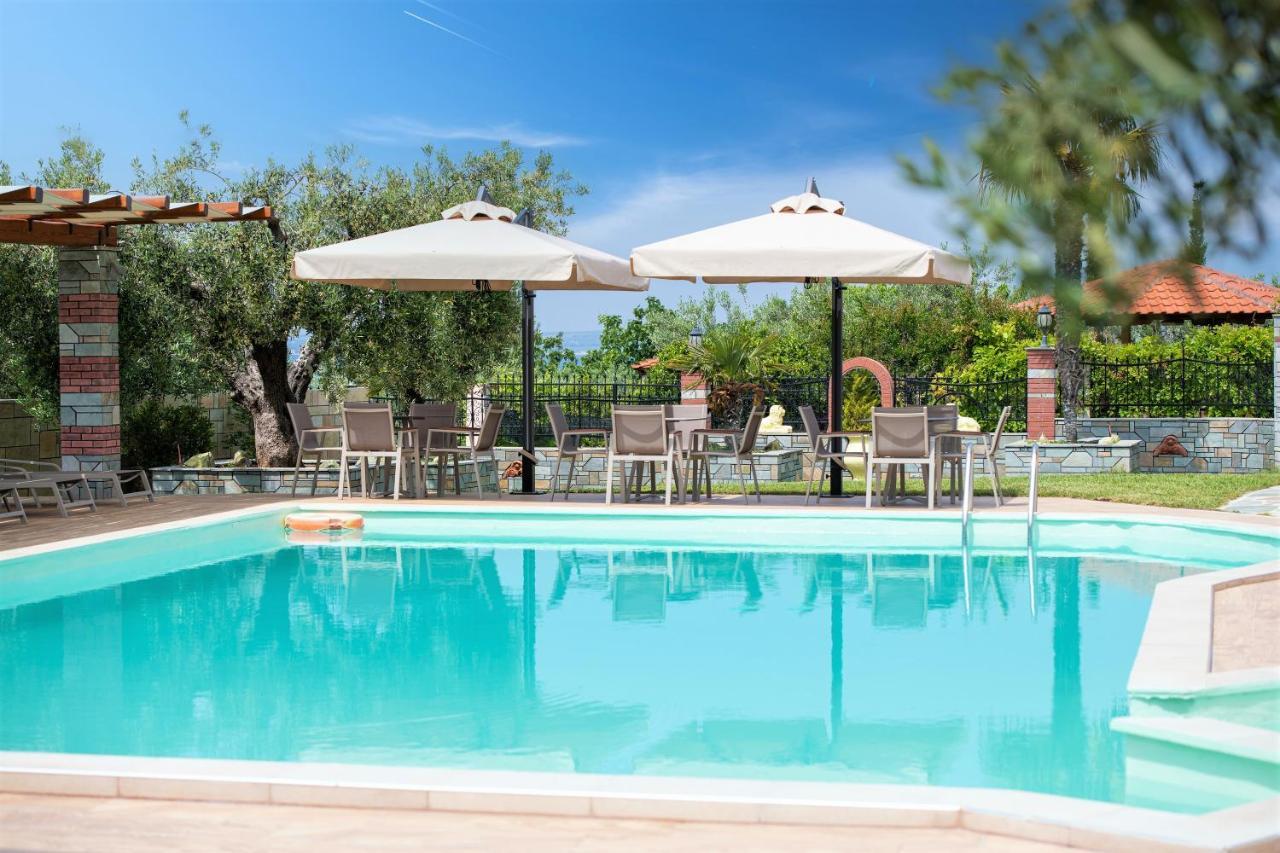 Sunday Resort Gerakini Exterior foto
