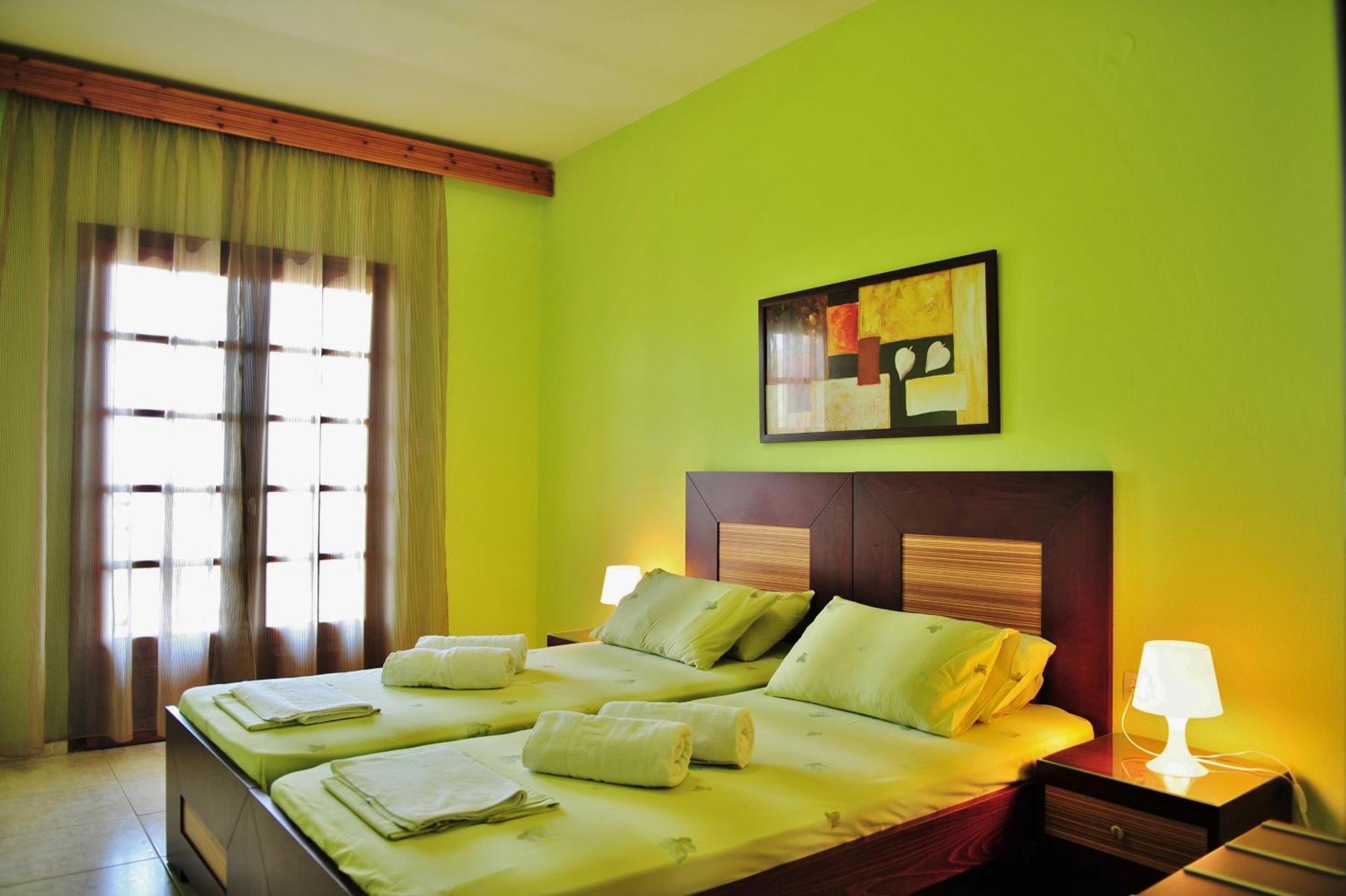Sunday Resort Gerakini Exterior foto
